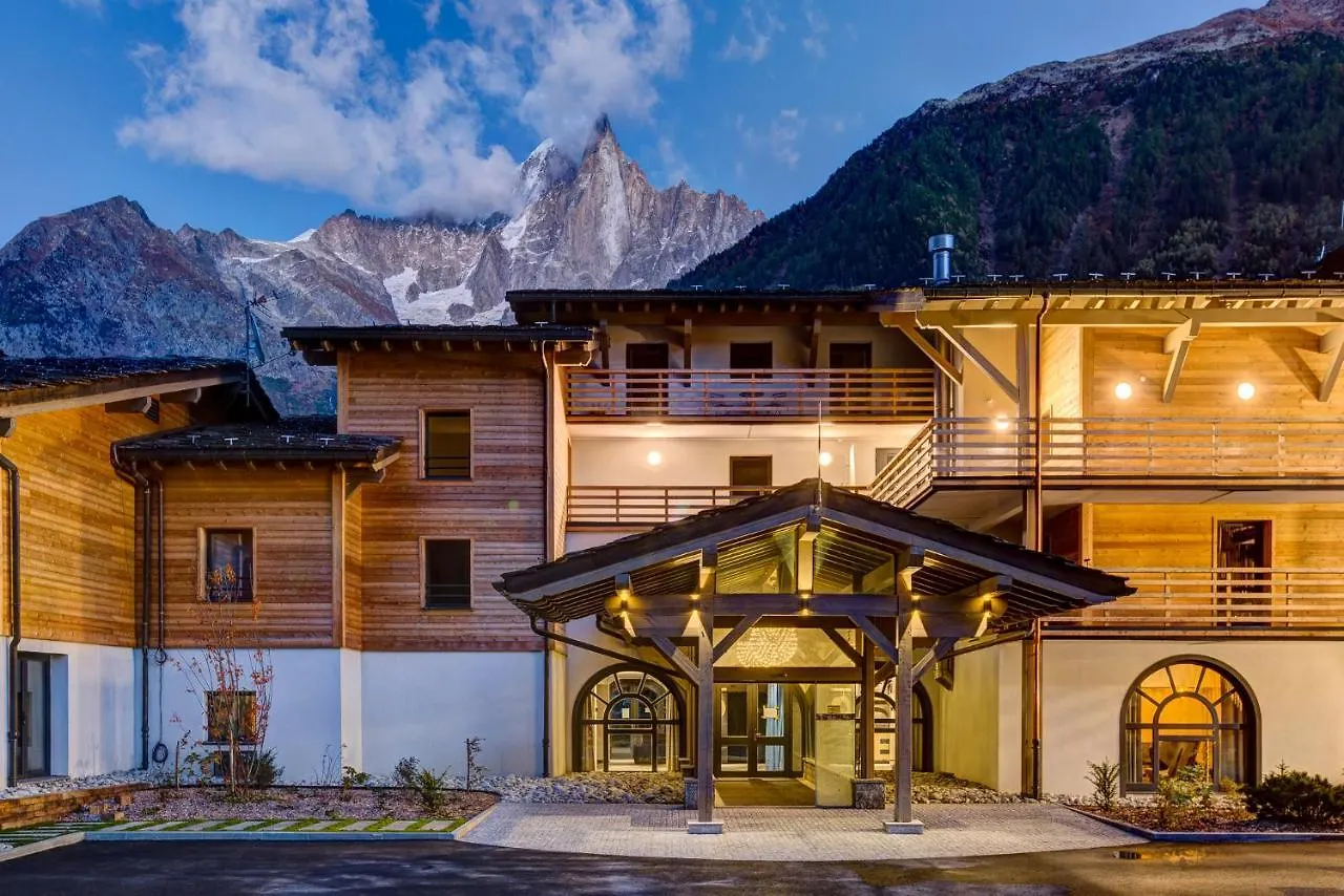 Thedrus Luxury Apt, Swimming Pool, Spa & More Chamonix Apartmán